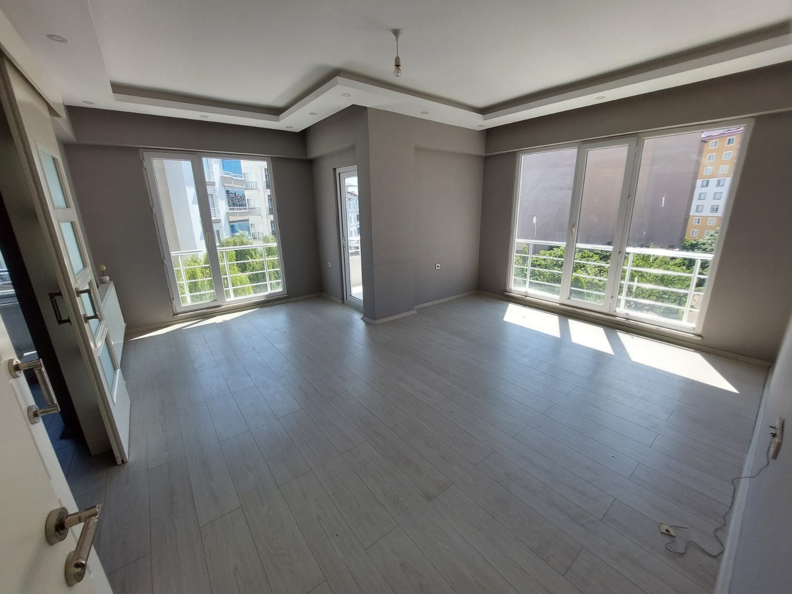 ŞAHİNCİLİ MAH. UMUT HASTANESİ ARKASINDA KİRALIK 3+1 DAİRE